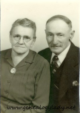 John and Lovina (Schiele) Yegerlehner (Roscoe's parents, c1946)