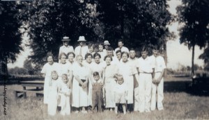 Yegerlehner family reunion - c1936